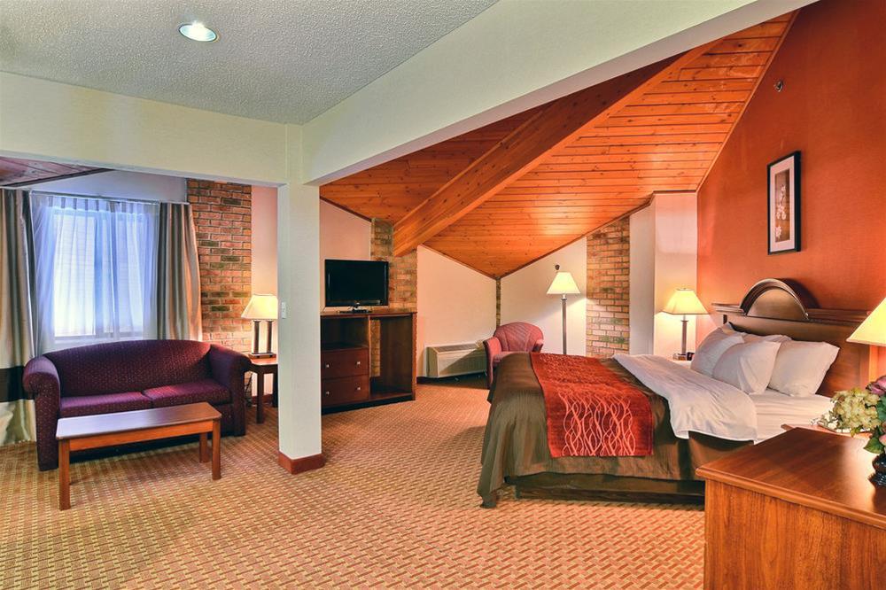 Quality Inn East Liverpool Eksteriør billede