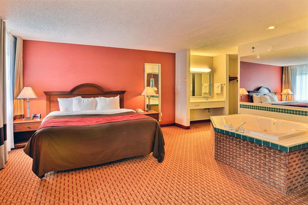 Quality Inn East Liverpool Eksteriør billede