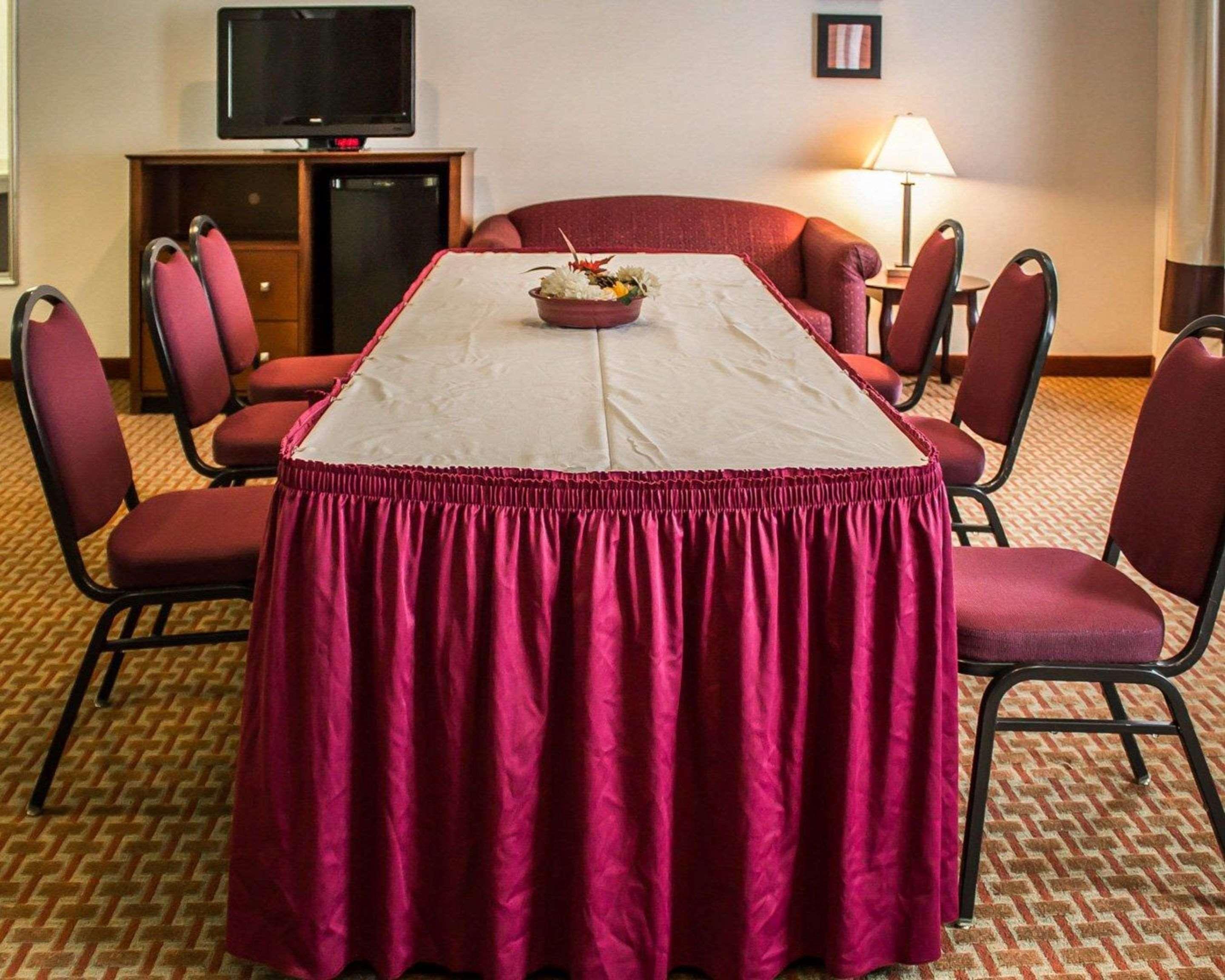 Quality Inn East Liverpool Eksteriør billede