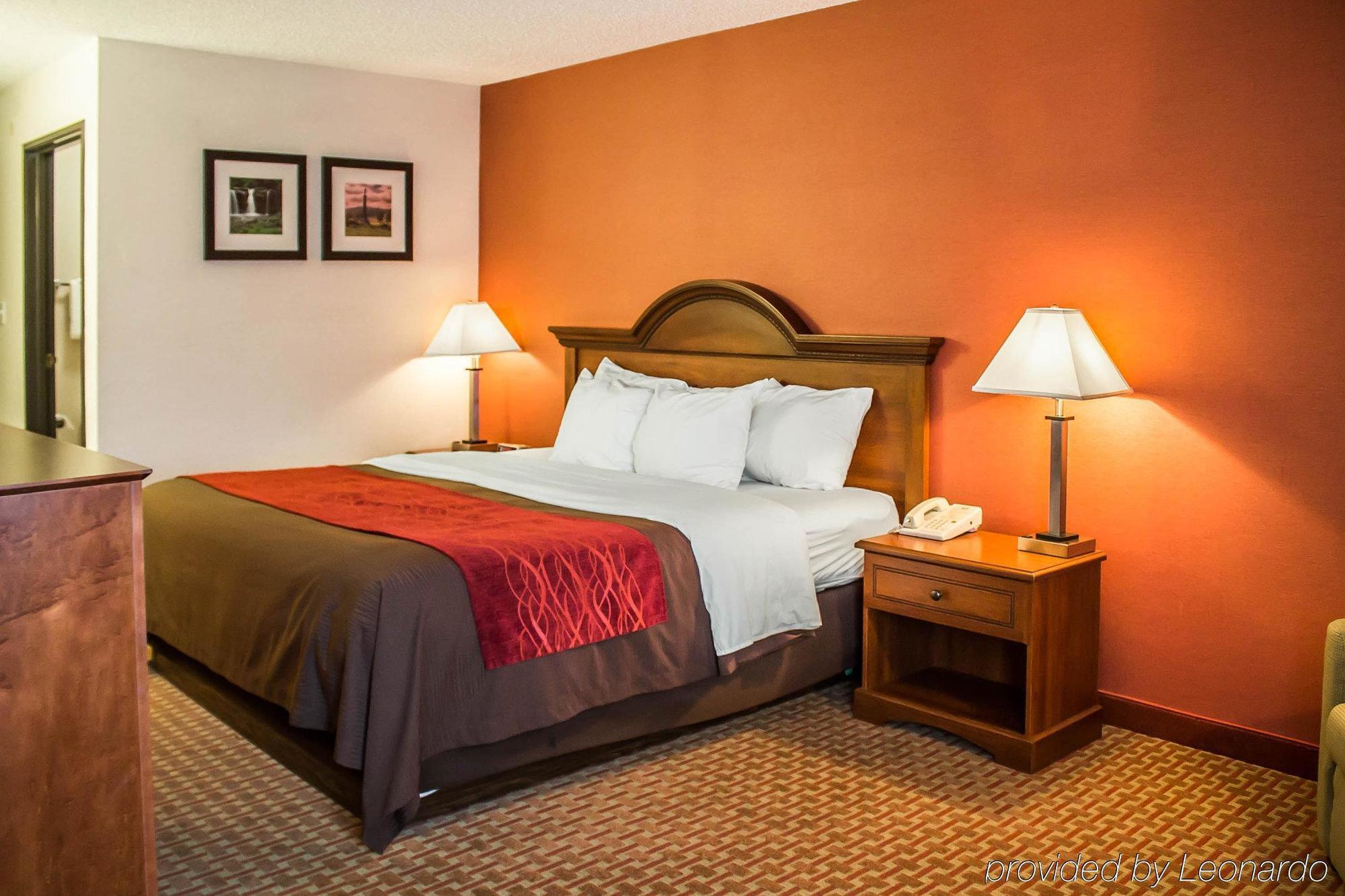 Quality Inn East Liverpool Eksteriør billede